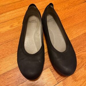 Dansko Kristen Flat